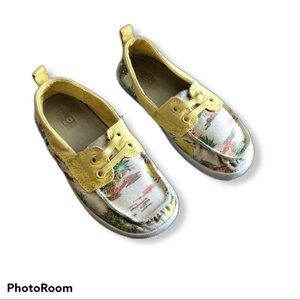 Sanuk Loafers Kids Sz 11 summer Shoes